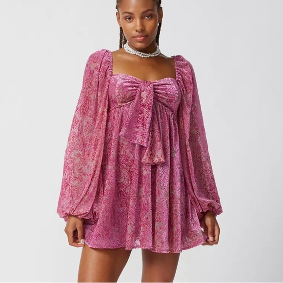 For Love And Lemons Dresses & Skirts - NWT For Love & Lemons Pink Paisley Tie-Front Mini Dress